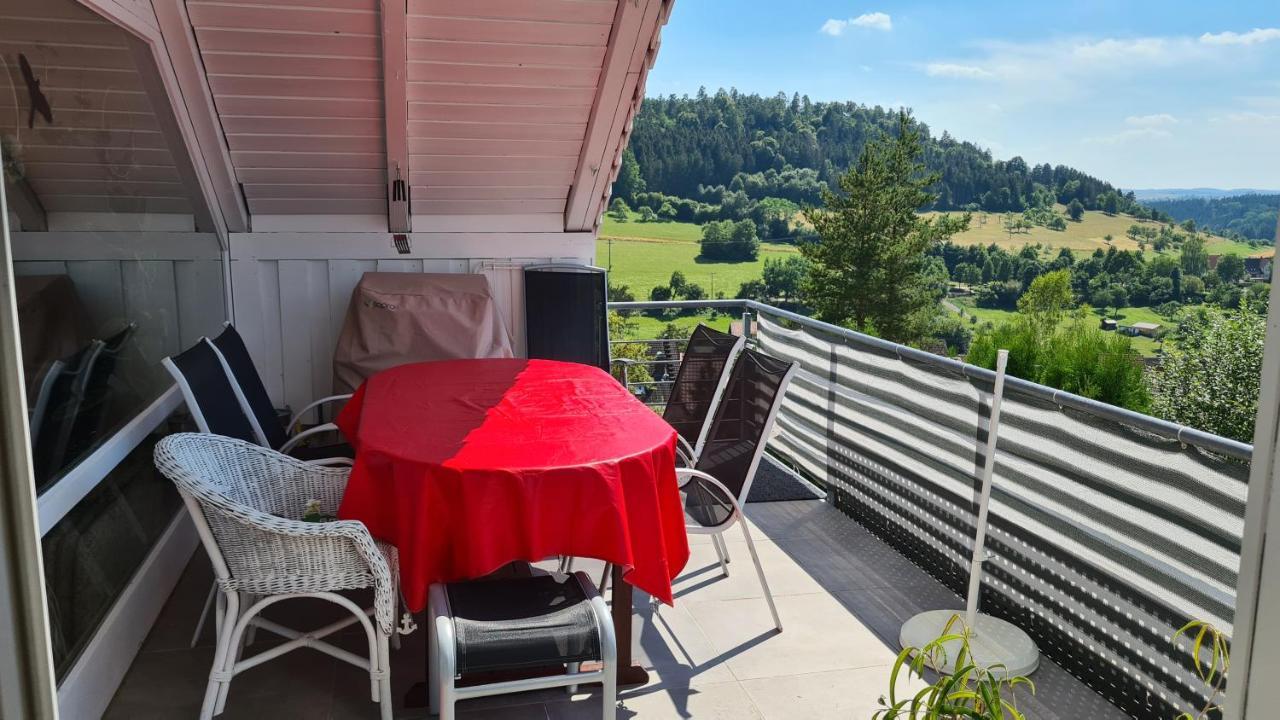 'Tor Zum Schwarzwald' Ferienwohnungen Mit Sauna Wildberg  Extérieur photo